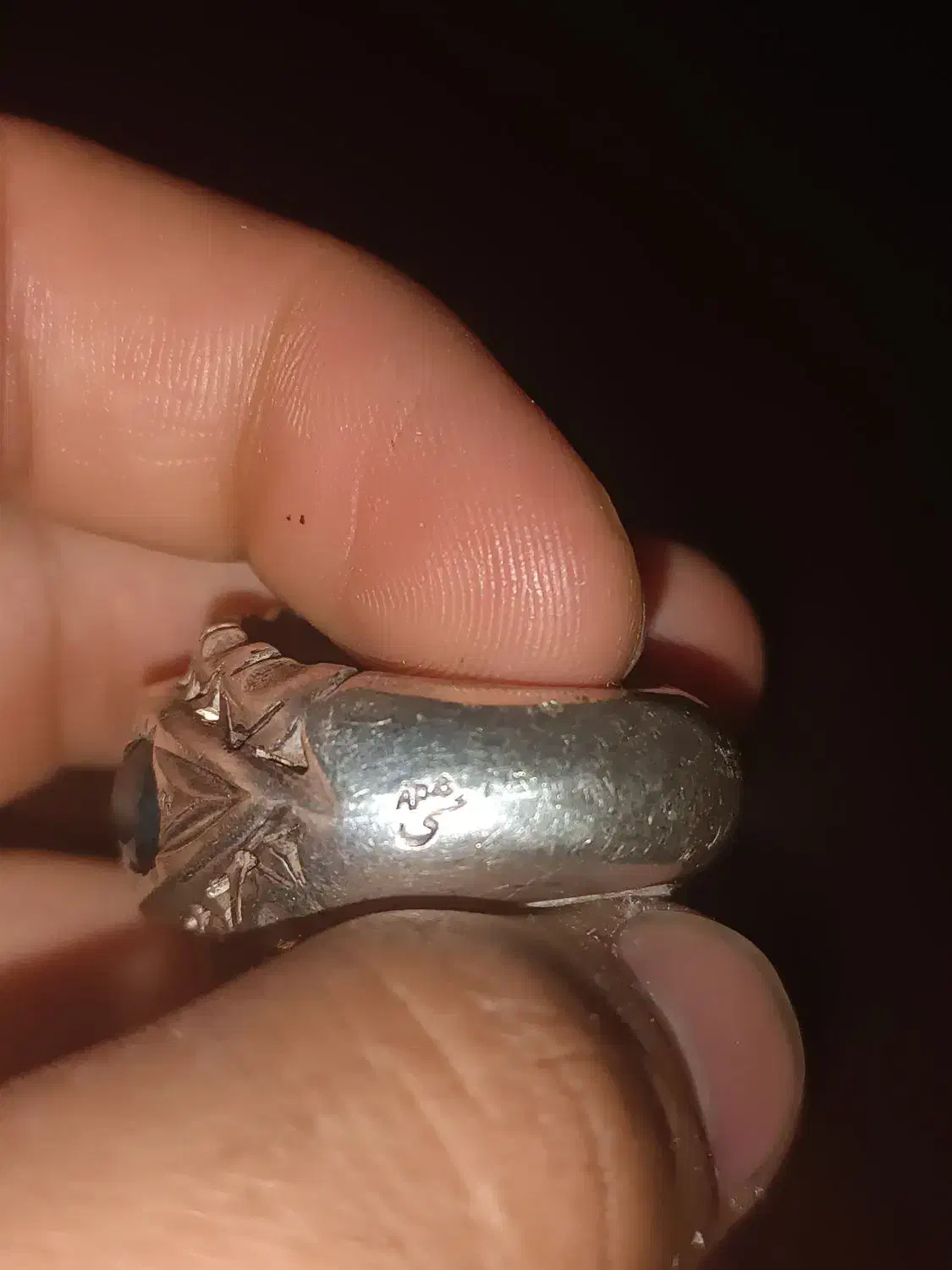 انگشتر جواهری|جواهرات|اصفهان, خواجه عمید|دیوار