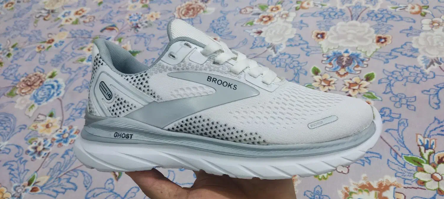 ۴ جفت کتونی بروکس نو نو نو|کیف، کفش، کمربند|اسلام‌شهر, شهرک سالور|دیوار