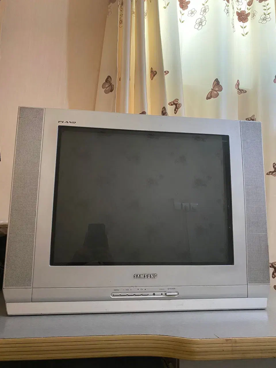 تلویزیون سامسونگ ۲۱ اینچ|تلویزیون و پروژکتور|بندرعباس, |دیوار