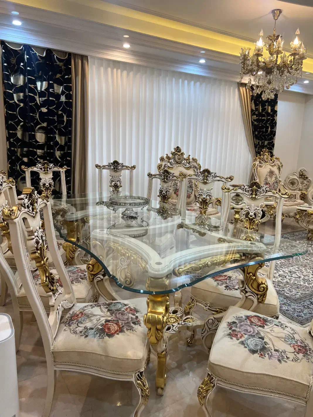 مبلمان و غذاخوری سلطنتی سفارشی|مبلمان خانگی و میز عسلی|تهران, جنتآباد مرکزی|دیوار