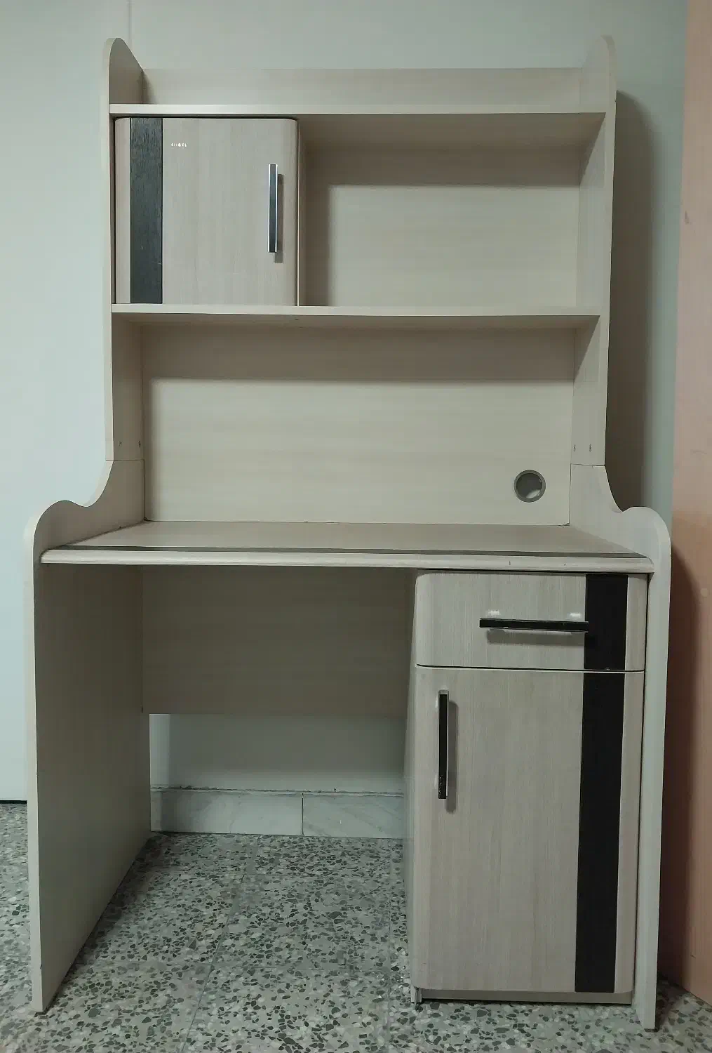 میز تحریر|میز تحریر و کامپیوتر|تبریز, |دیوار