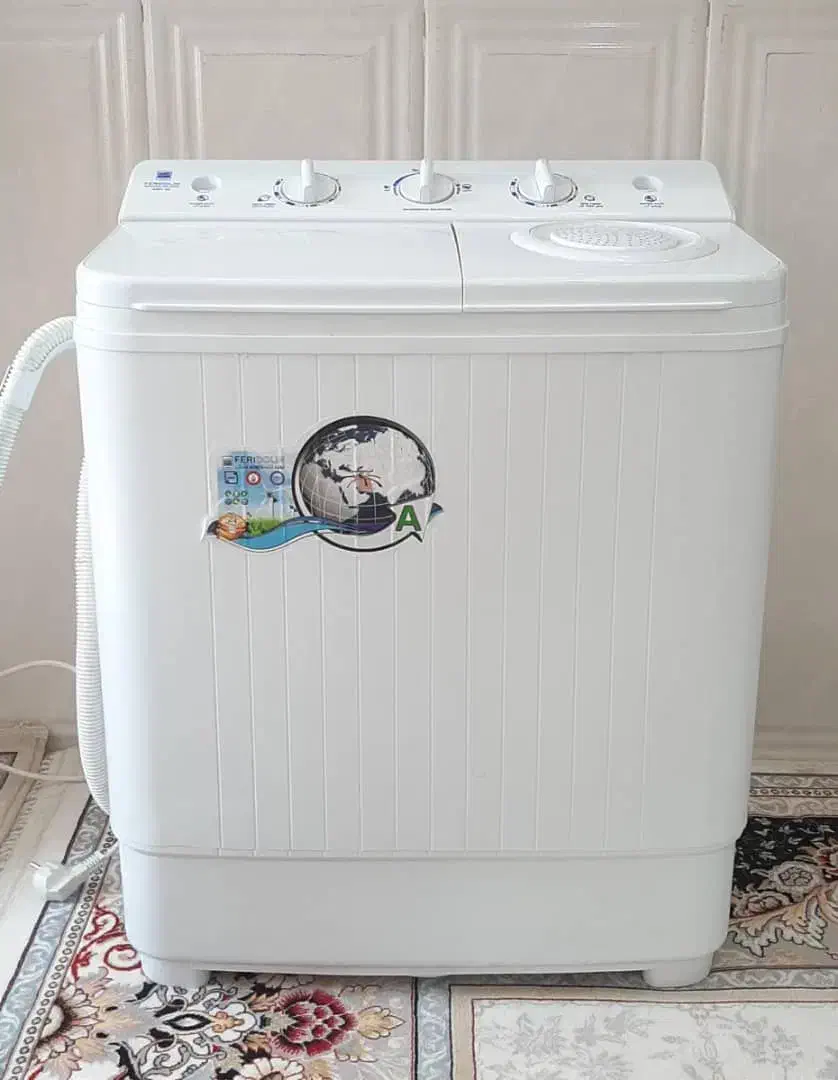 کهنه شور|ماشین لباسشویی و خشککن لباس|بهمن صغاد, |دیوار