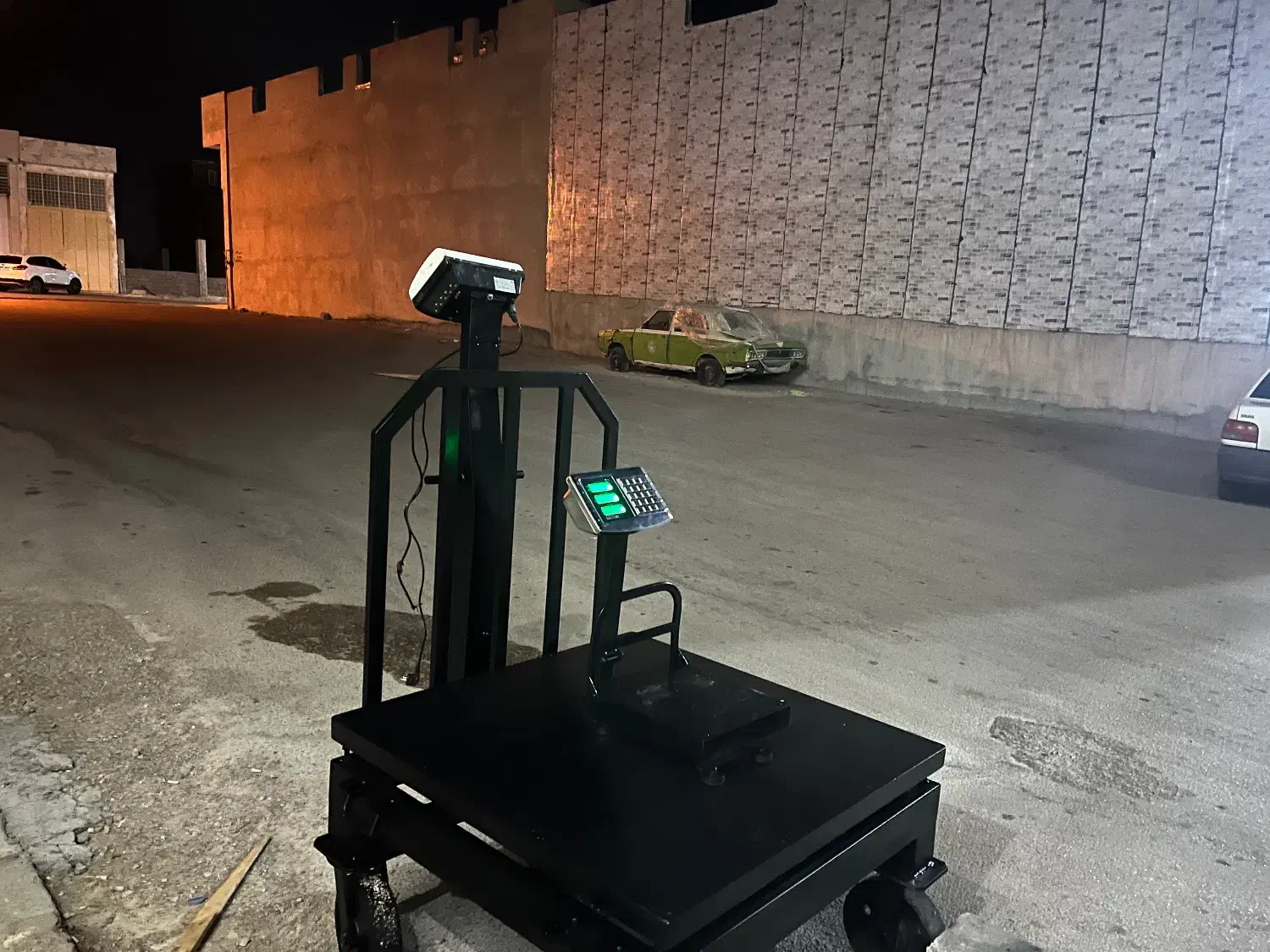 باسکو ل محک دو تن در حد نو|فروشگاه و مغازه|یاسوج, |دیوار