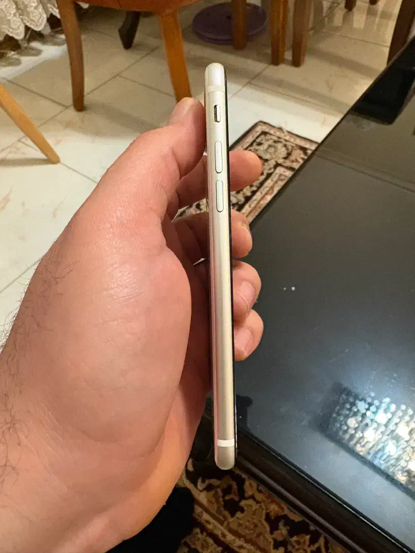 ایفون se 2020 128g|موبایل|تهران, چیذر|دیوار