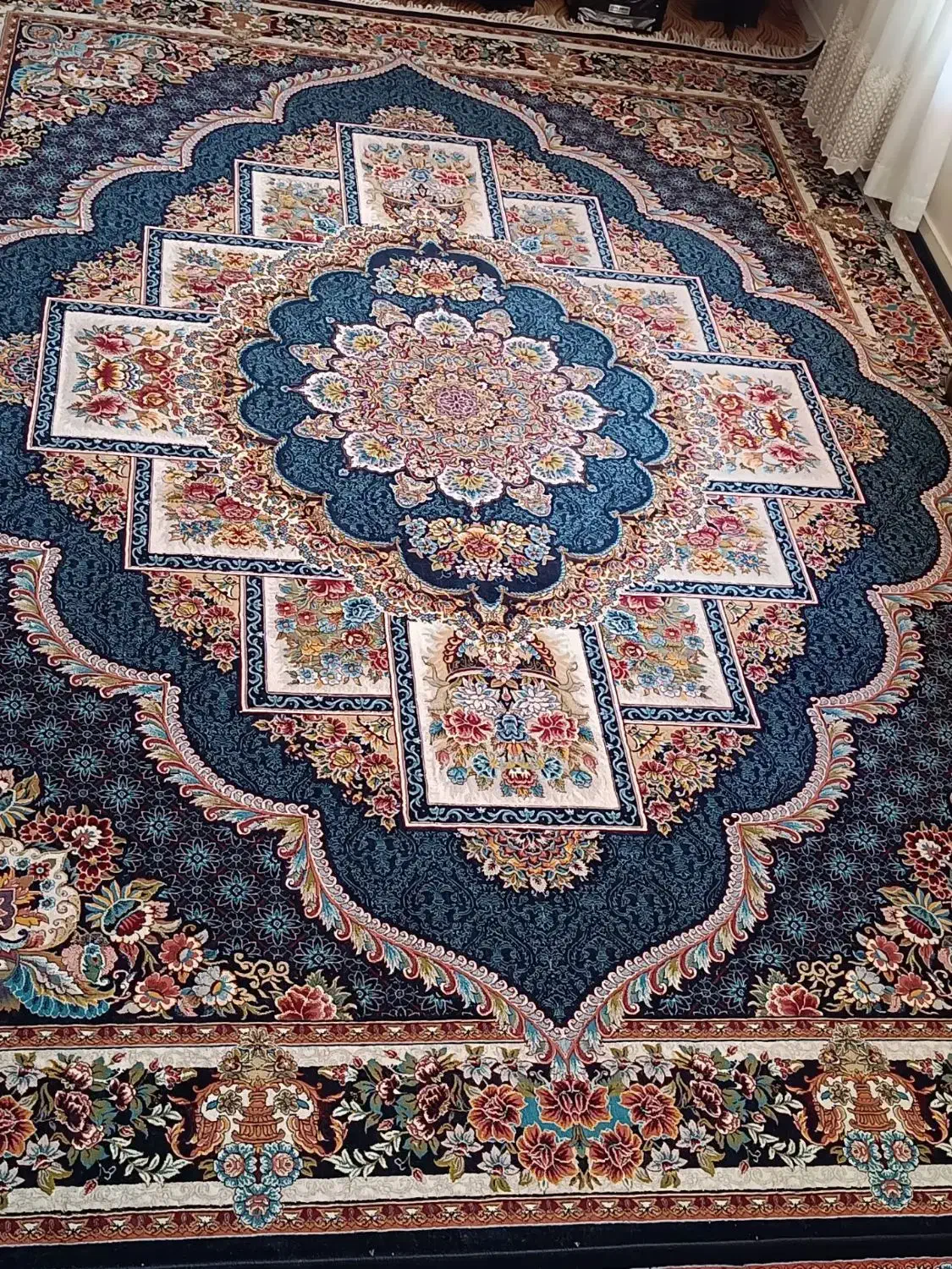 فرش12متری|فرش|دماوند, گیلاوند|دیوار