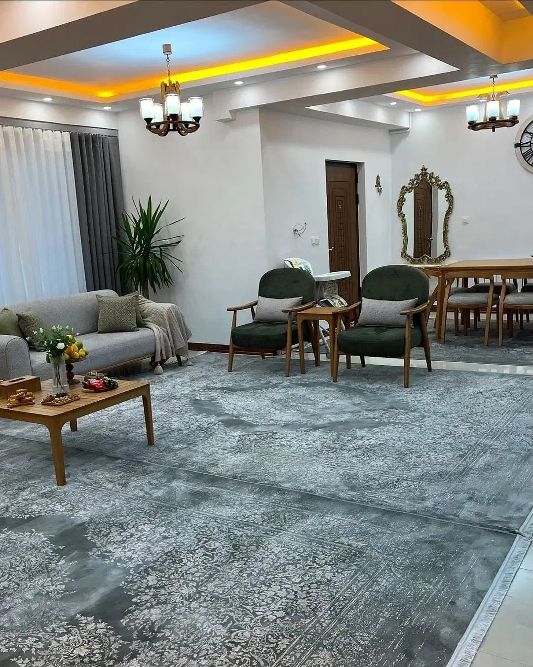 مبل لوورنت برند انصاری8273|مبلمان خانگی و میز عسلی|یاسوج, |دیوار