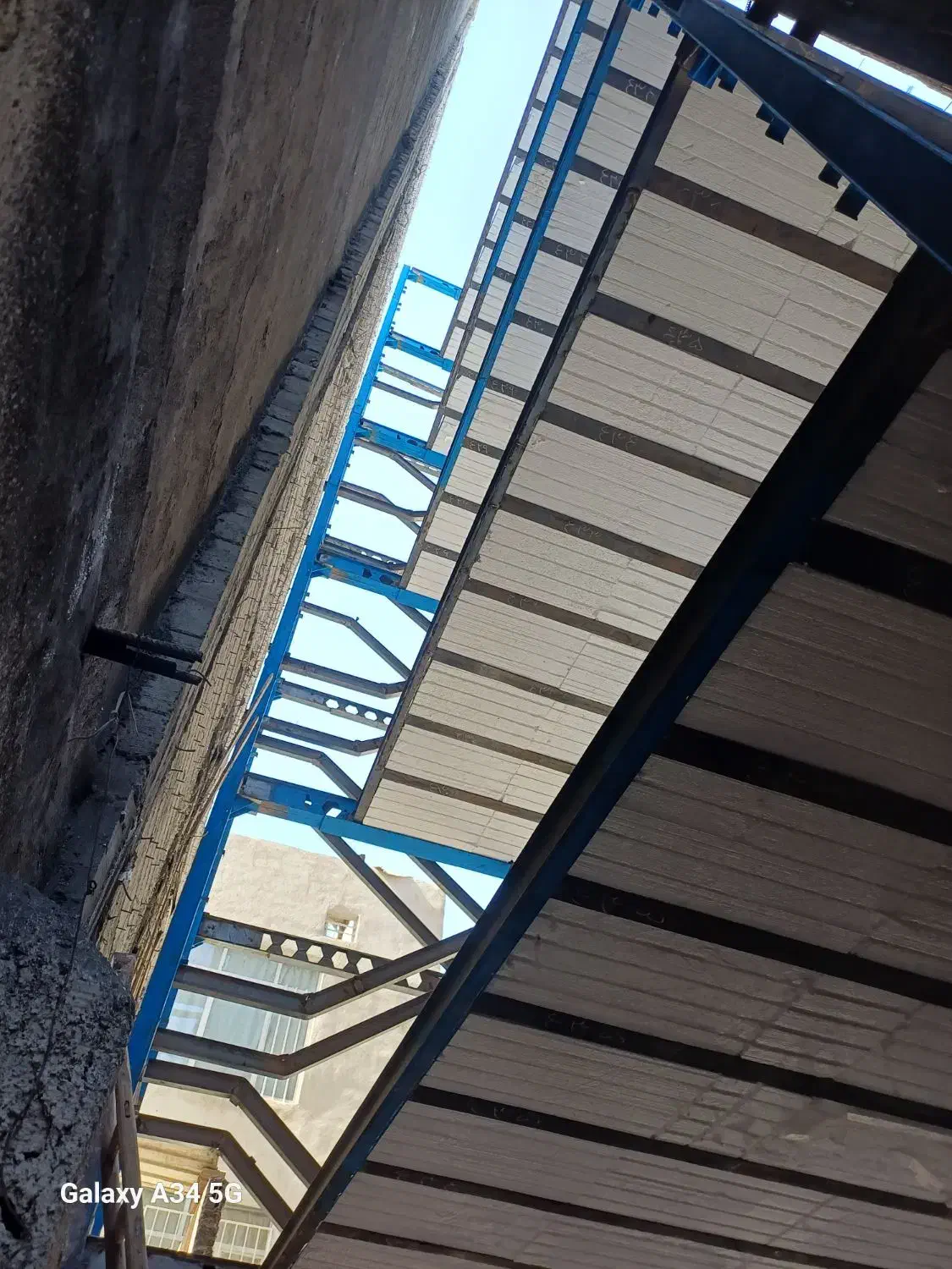 جوشکاری اسکلت بادیواردوریک روز|خدمات پیشه و مهارت|مشهد, طبرسی شمالی|دیوار