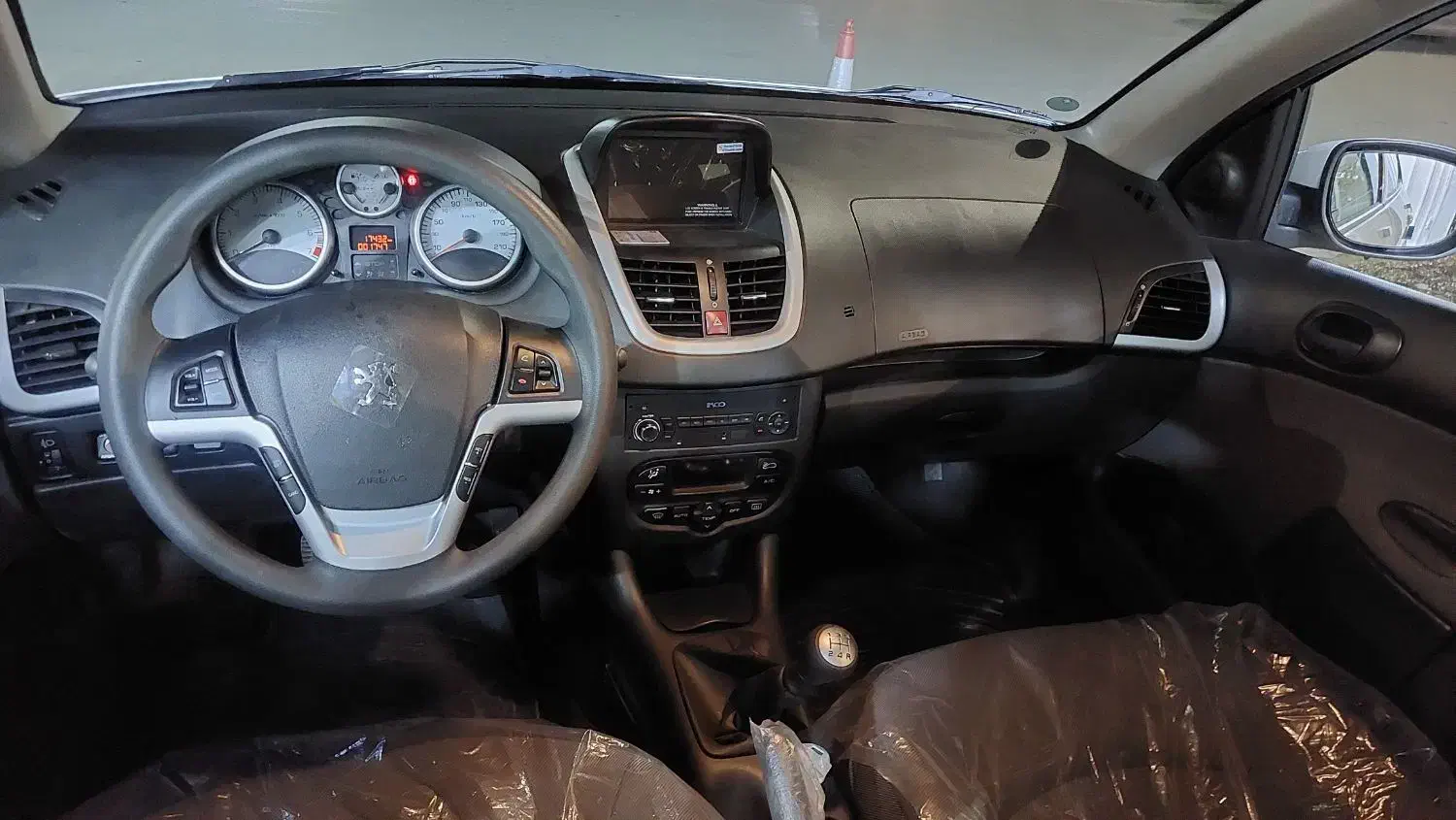 207 سقف فلز tu5|خودرو سواری و وانت|ایلام, |دیوار