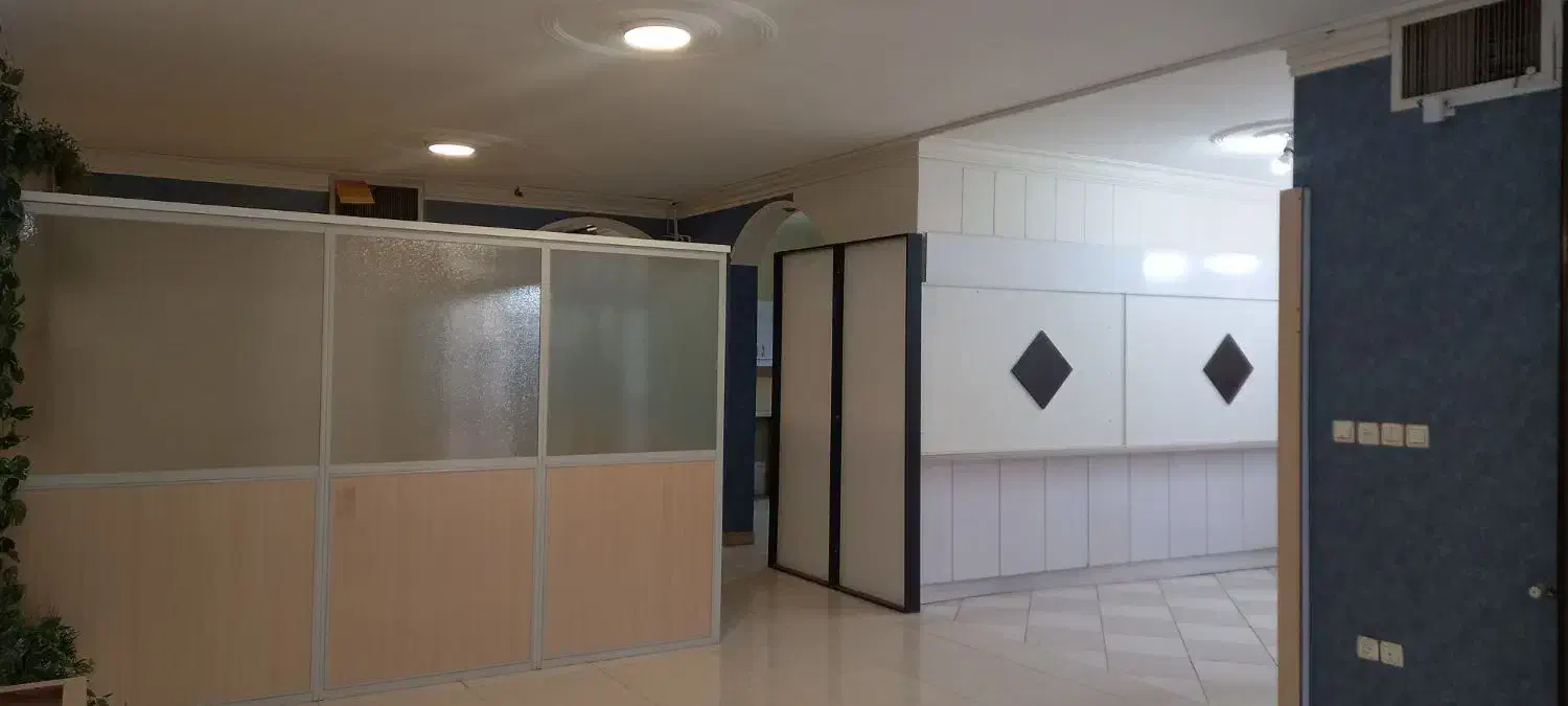 اجاره ویلایی در بست/۳۰۰ متر زیربنا+ ۳۲۰ متر ساخت|اجارهٔ دفتر کار، اتاق اداری، مطب|اصفهان, باغ زیار|دیوار