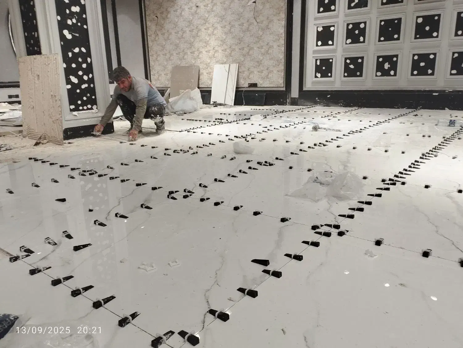 نصب کاشی و سرامیک|خدمات پیشه و مهارت|تهران, بنی‌هاشم|دیوار