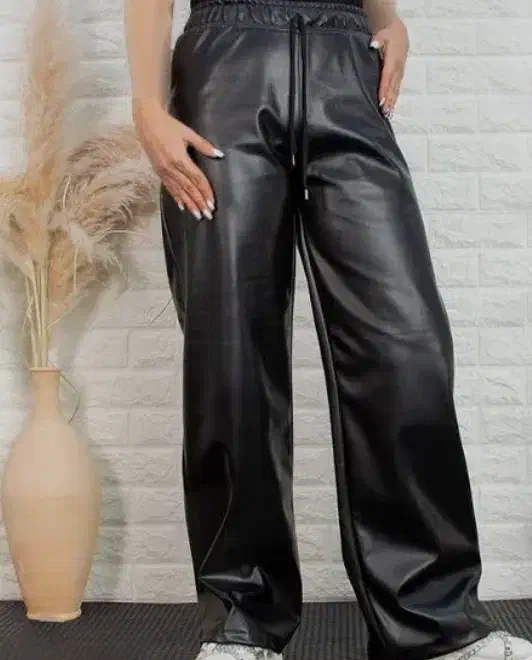 شلوار چرم|لباس|گلپایگان, |دیوار