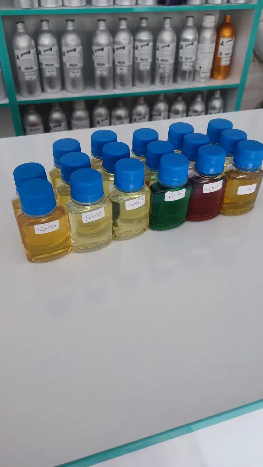 پخش عمده عطر و شیشه و ملزوماتش|آرایشی، بهداشتی، درمانی|اسلام‌شهر, شهرک قائمیه|دیوار