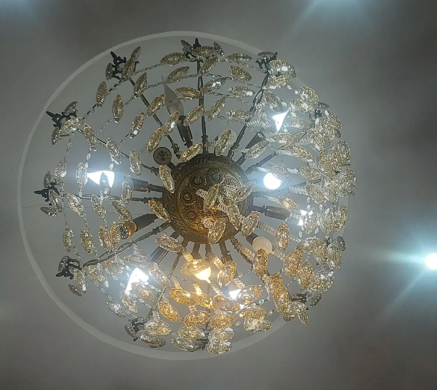 لوستر برنز۱۲شاخه به همراه دیوارکوب ست وساعت برنز|لوستر و چراغ آویز|اردبیل, |دیوار