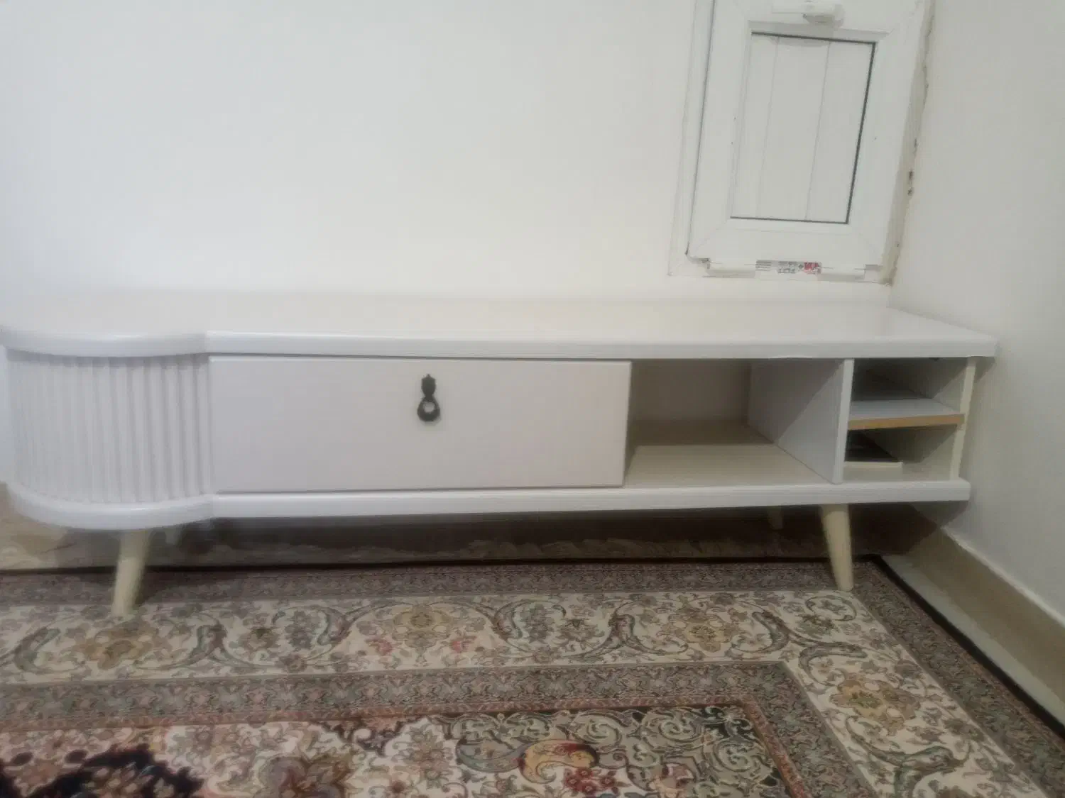 میز تلویزیون|میز تلویزیون|مهاباد (آذربایجان غربی), |دیوار