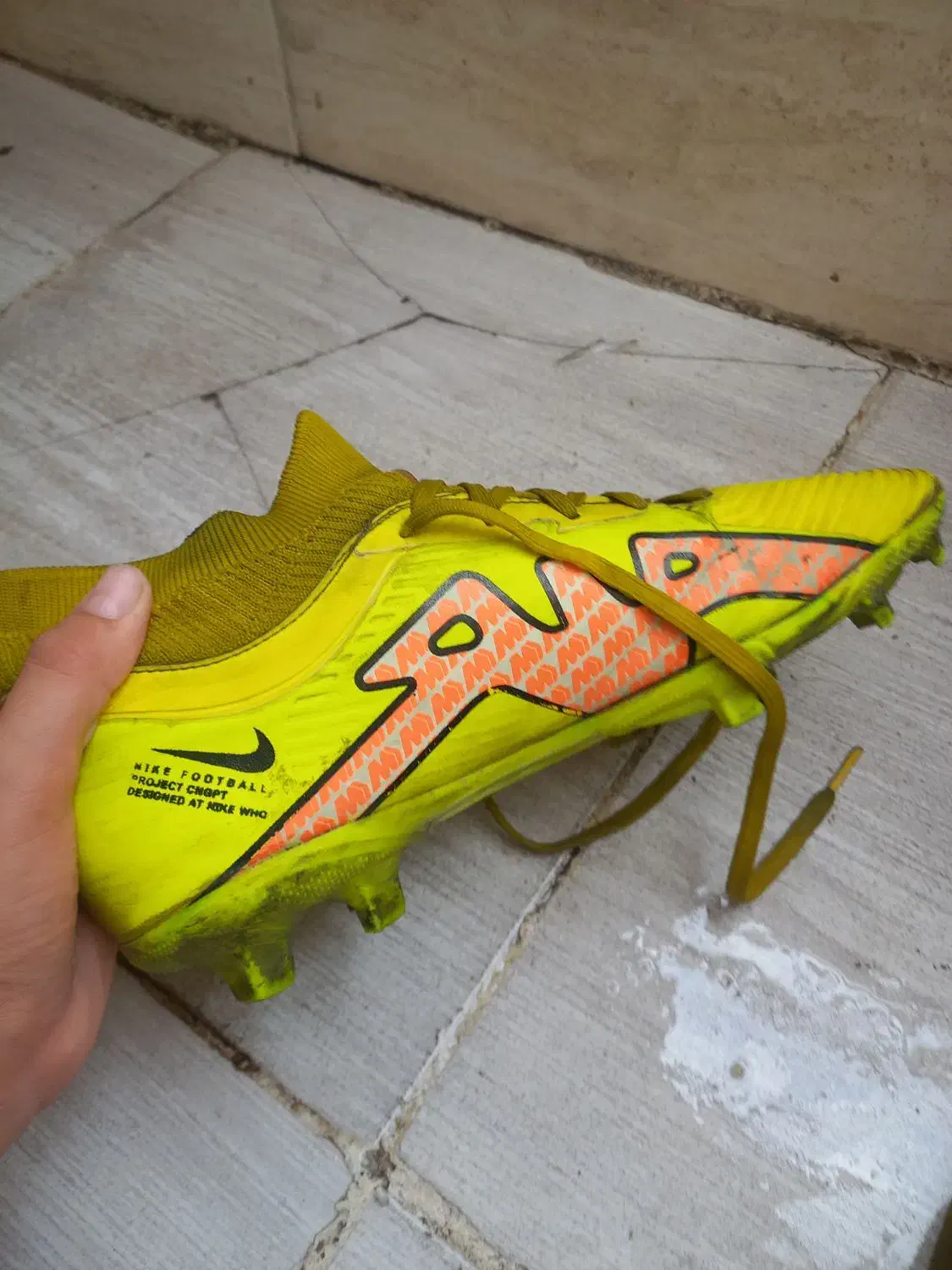 استوک فوتبال|کیف، کفش، کمربند|کرج, حصارک بالا|دیوار