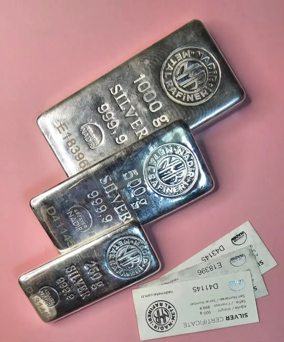 واردکننده شمش و ساچمه نقره عیار ۹۹۹.۹ ندیر ایار و.|جواهرات|تهران, فردوسی|دیوار