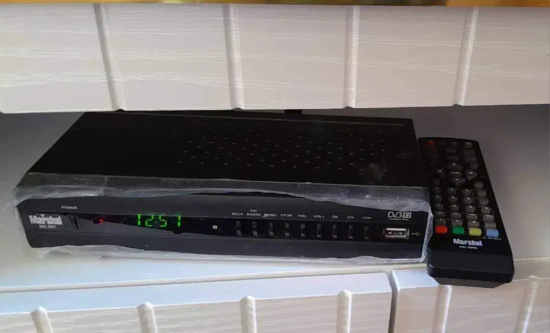 گیرنده دیجیتال مارشال همراه با آنتن|صوتی و تصویری|سهند, |دیوار