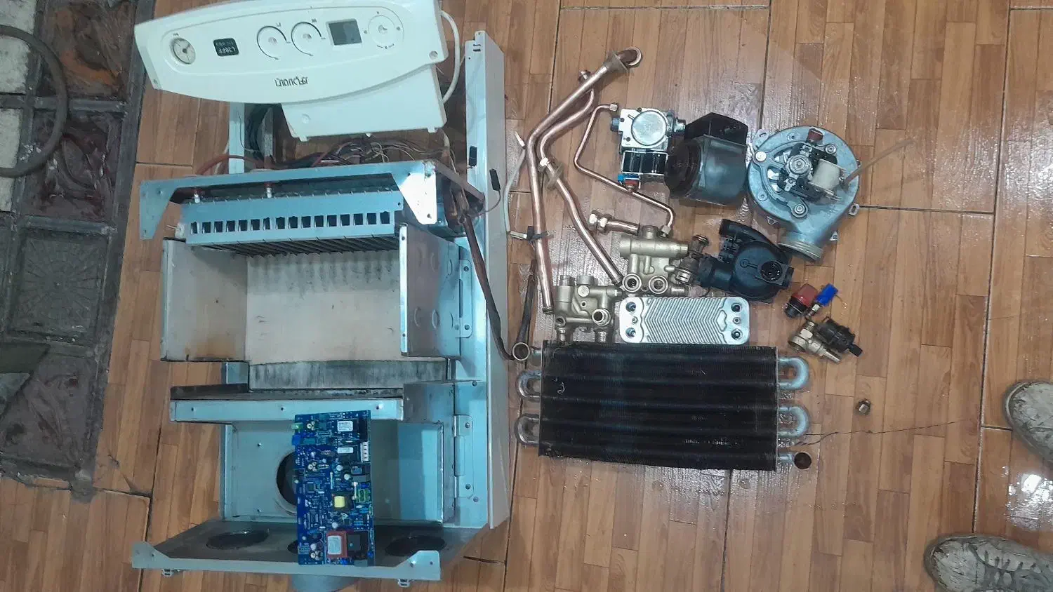 تعمیرات تخصصی پکیج دیواری|آبگرمکن، پکیج، شوفاژ|قدس, شهرقدس|دیوار