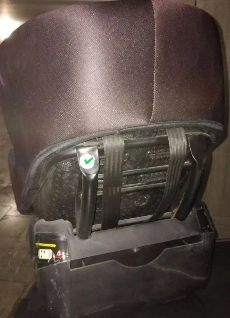 فروش فوری صندلی ماشین کودک مارک ارتمن بی بی|تخت و صندلی بچه|پردیس, فاز ۳|دیوار