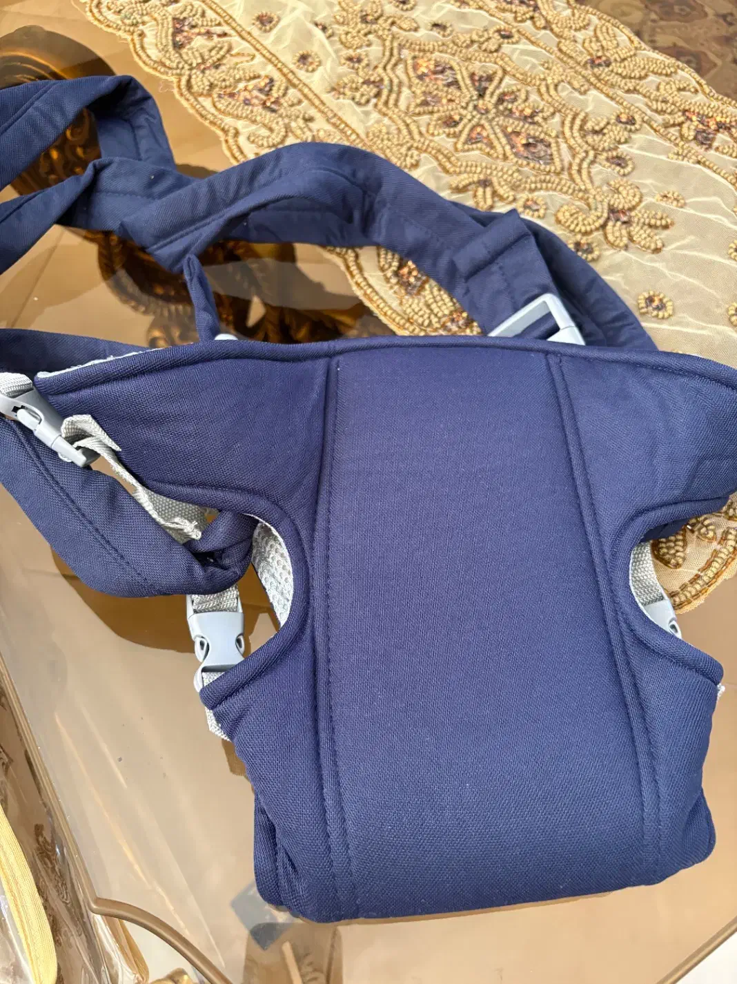 آغوشی کودک نو آکبند|اسباب و اثاث بچه|اصفهان, جلالیه|دیوار