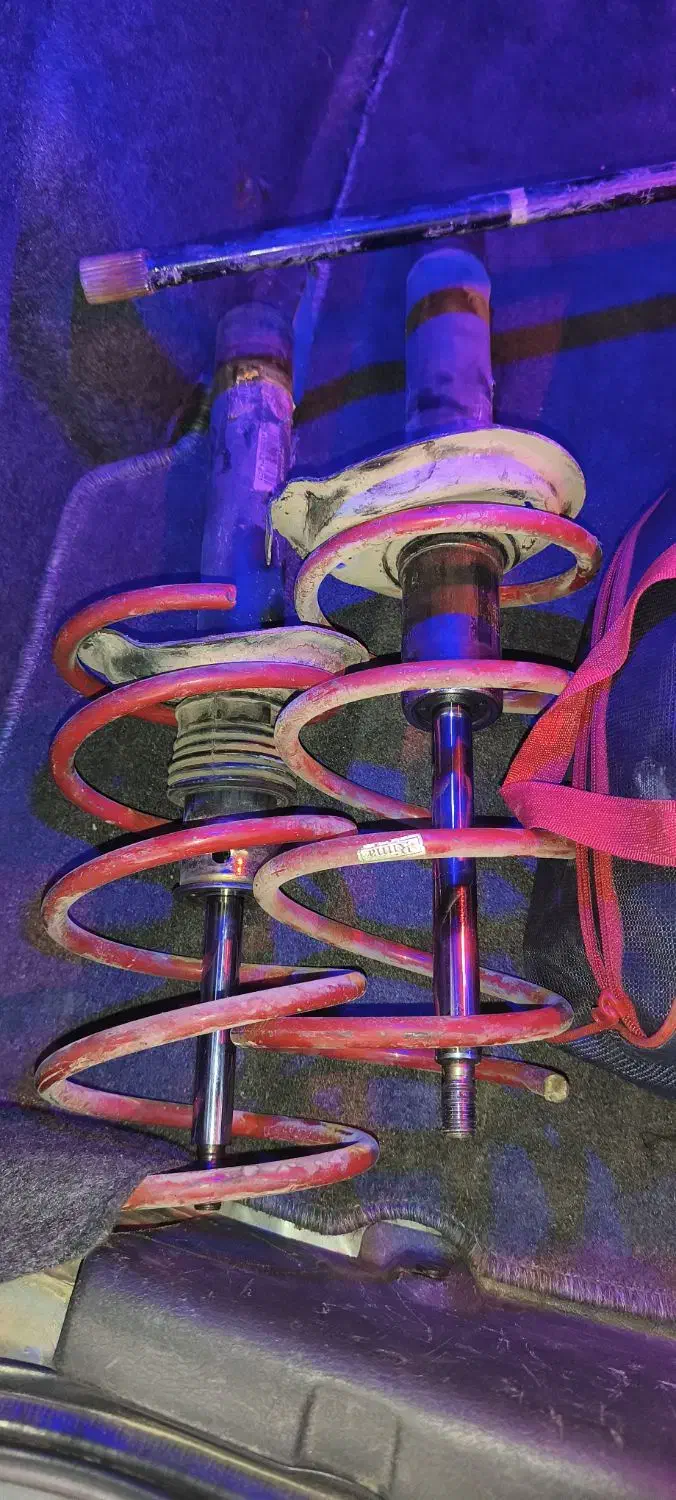 کمک فابریک و فنر سایز 28 اسپرت|قطعات یدکی و لوازم جانبی|اصفهان, رسالت|دیوار