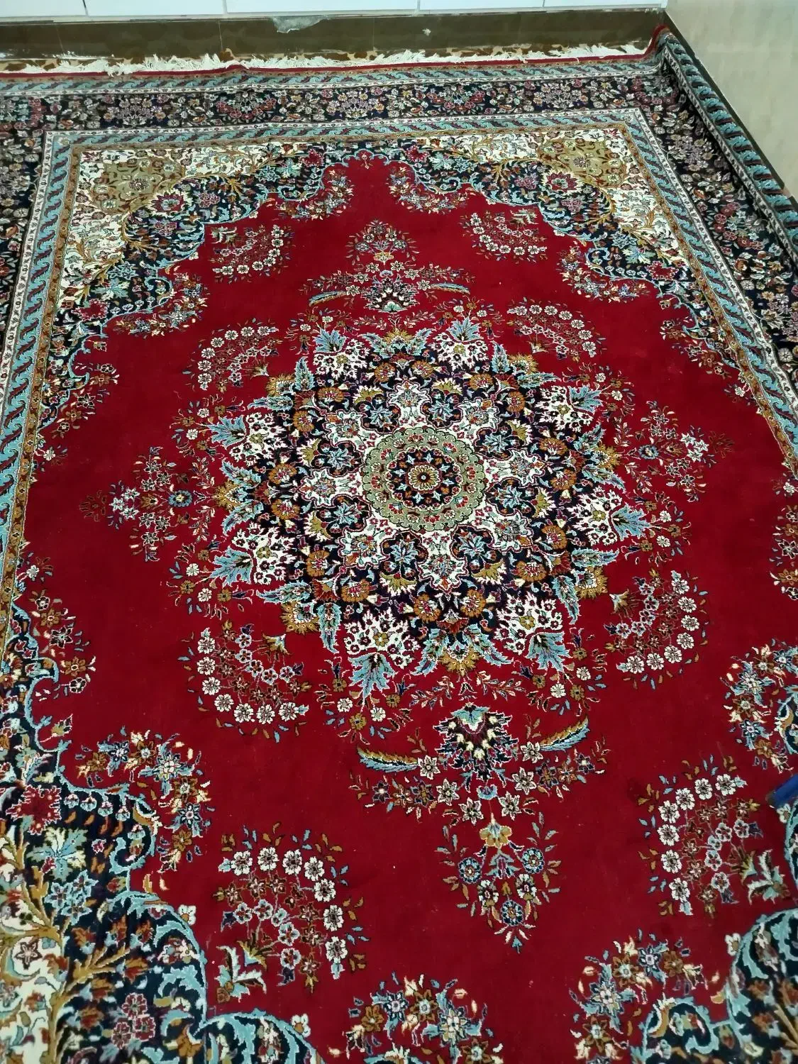 قالی بسیار تمیز دست بافت ۱۲ متری بدون پارگی|فرش|اهواز, اسلام آباد غربی|دیوار