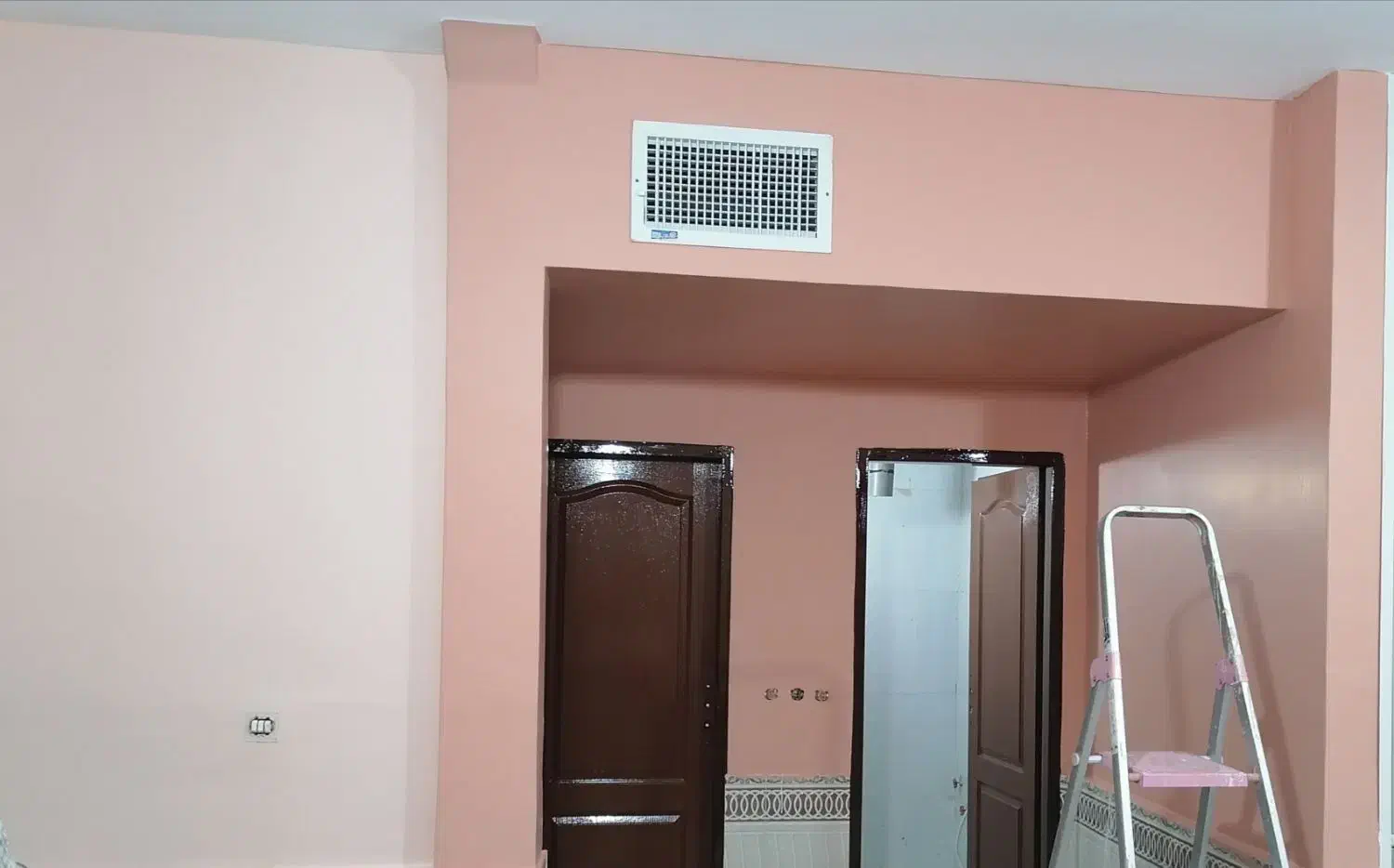 نقاشی*رنگ کاری*رنگ آمیزی ساختمان|خدمات پیشه و مهارت|بیرجند, |دیوار