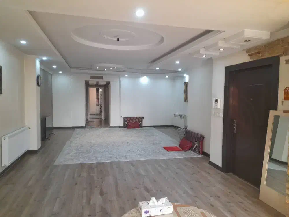 آپارتمان ۹۷ متری/فول/ غربی ها فلکه سوم