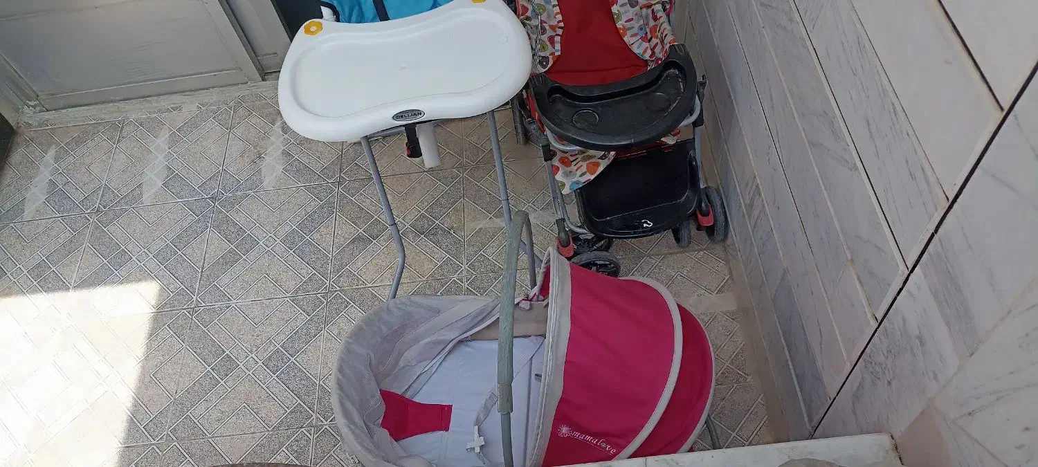 کالسکه و گهواره میز غذا خوری رورک|کالسکه و لوازم جانبی|خمینیشهر, |دیوار