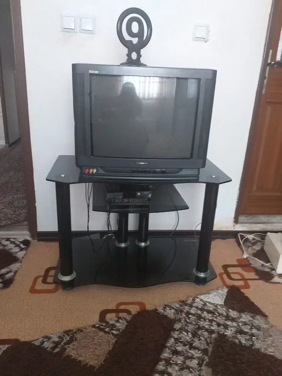 تلویزیون و میز تلویزیون و دیجیتال|میز تلویزیون|قم, پردیسان|دیوار