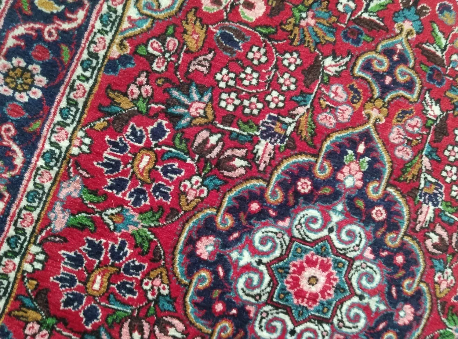 یک عدد فرش پشتی|فرش|ملایر, |دیوار