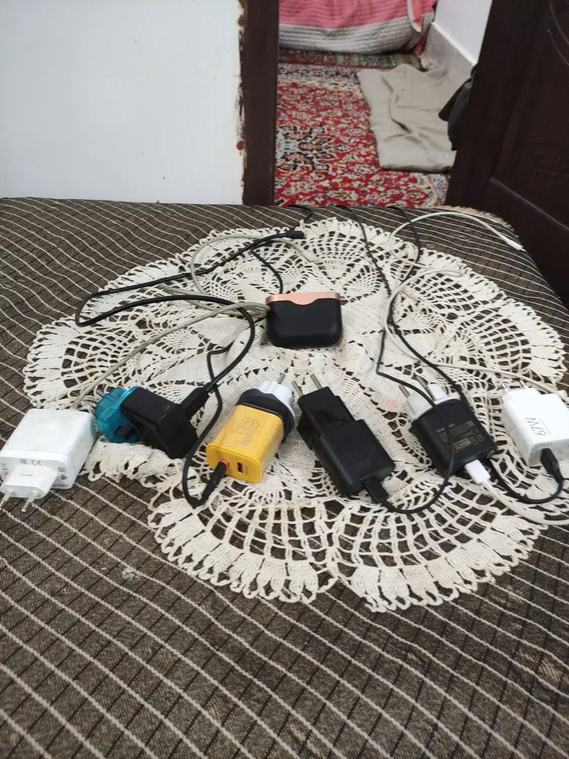 چند مدل شارجر اصلی|لوازم جانبی موبایل و تبلت|مشهد, طرق|دیوار