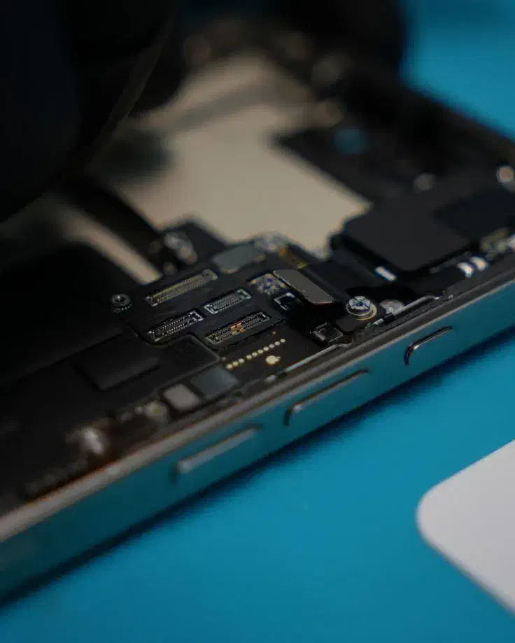 تعمیر مشکل شارژ گوشی آیفون.موبایل740|لوازم جانبی موبایل و تبلت|صدرا-فارس, فاز ۲|دیوار