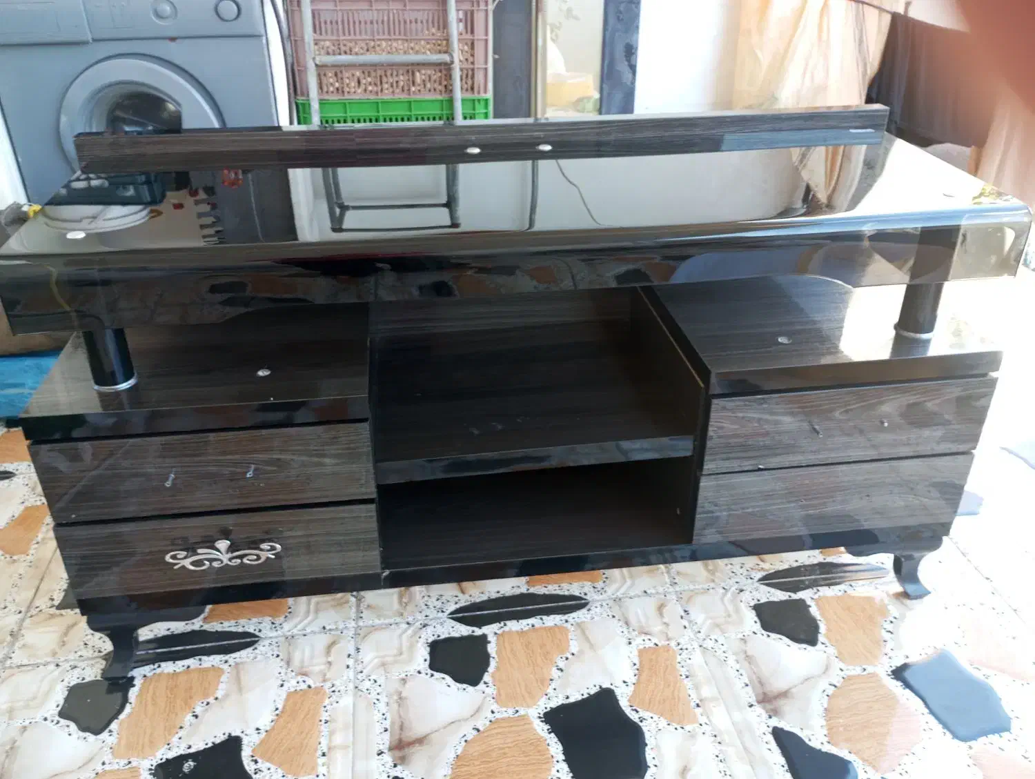 آینه ومیز تلویزیون|تلویزیون و پروژکتور|پارسآباد, |دیوار