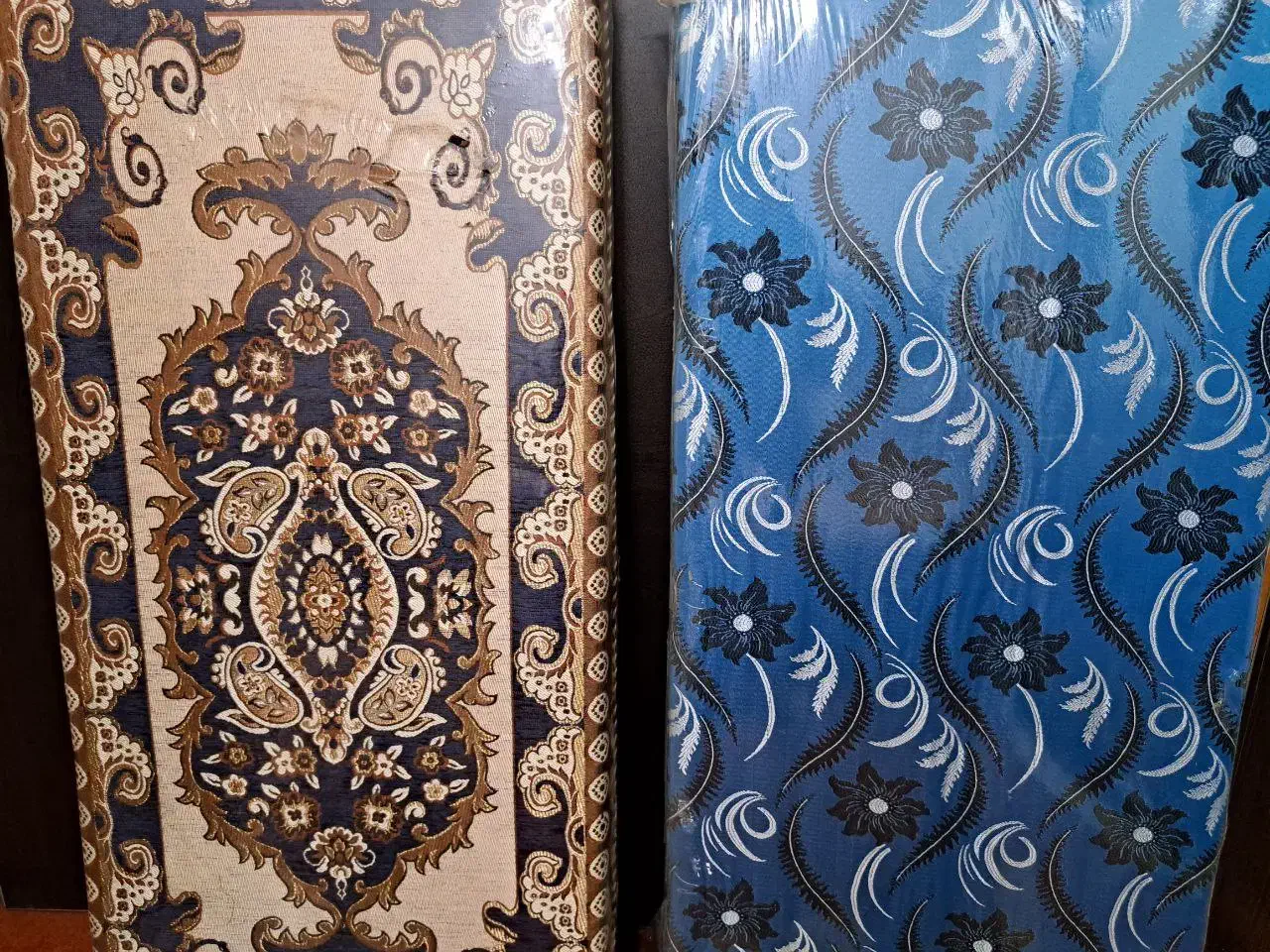 پشتی نوی نو|پشتی|مشهد, عبادی|دیوار