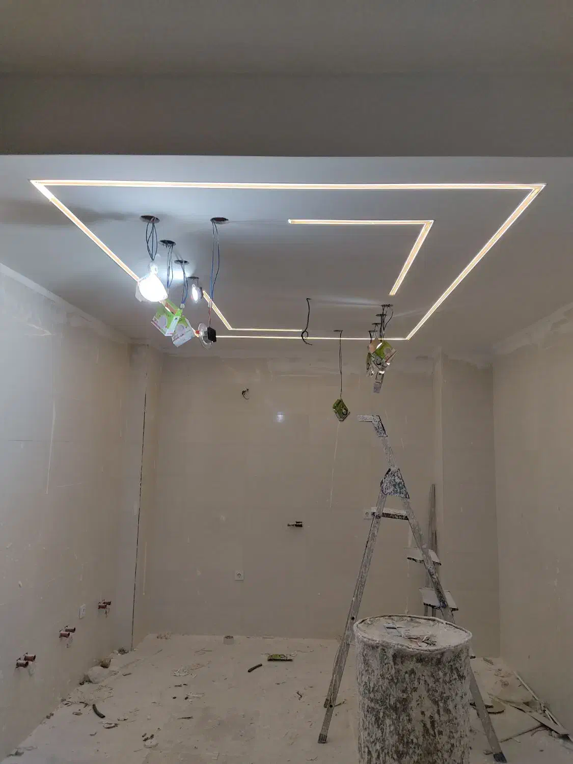 برقکار|خدمات پیشه و مهارت|کرمانشاه, |دیوار