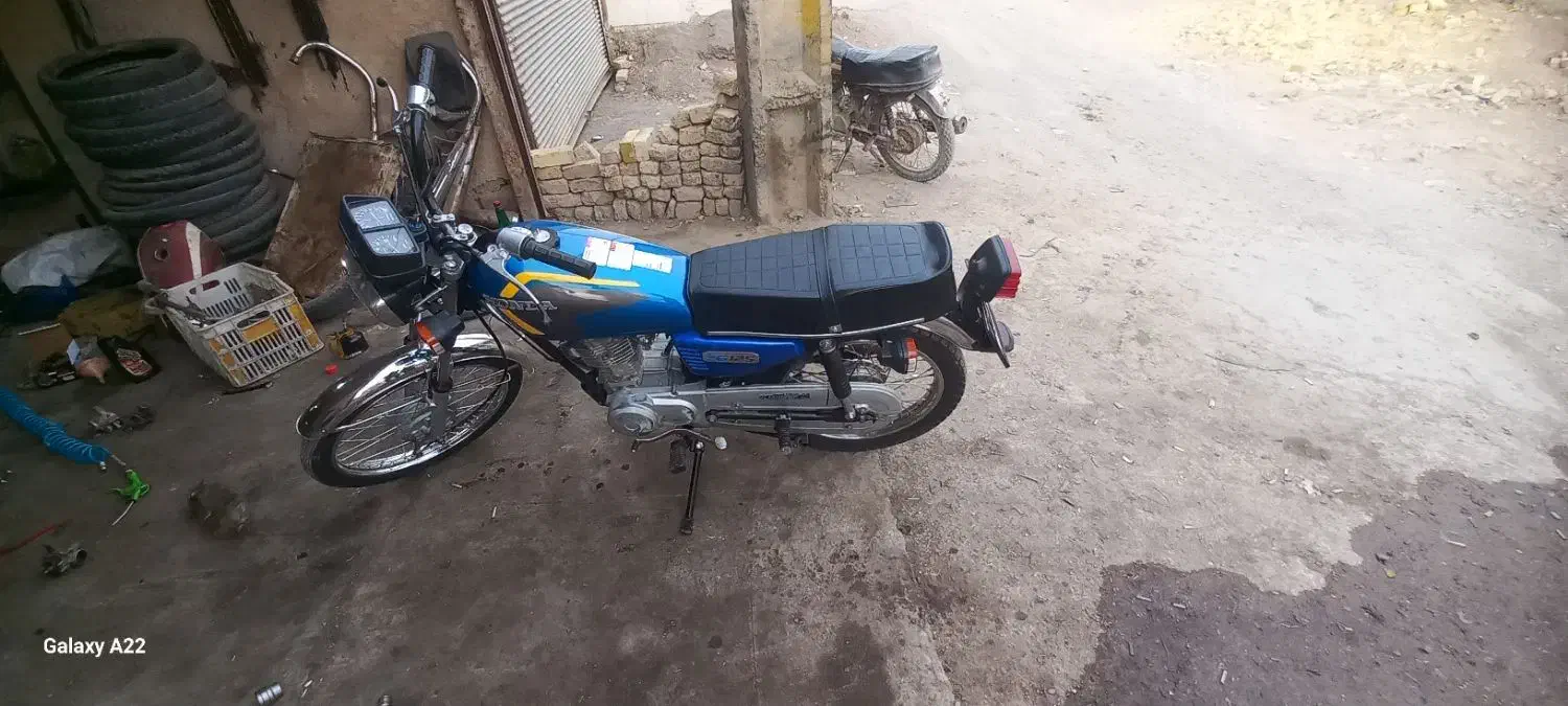 کویر مدل ۸۲ پلاک ملی سالم سالم|موتورسیکلت|دشتابی, |دیوار