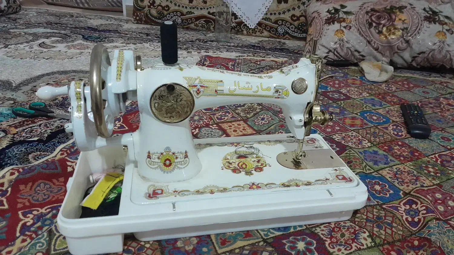 چرخ خیاطی|چرخ خیاطی و ریسندگی|فاروج, |دیوار