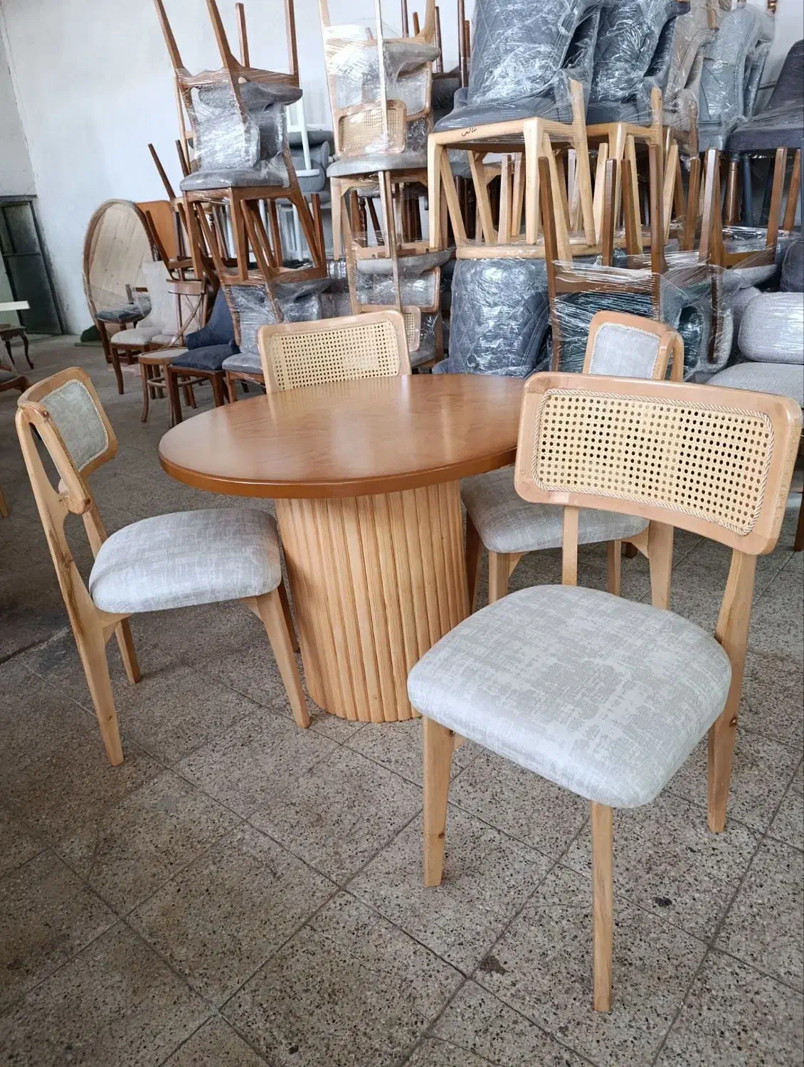 مدل لوکا|میز و صندلی غذاخوری|شیروان (خراسان), |دیوار