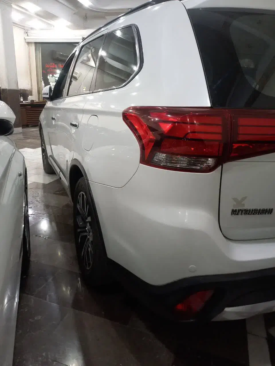 اُتلندرمدل۲۰۱۷ تیپ۳|خودرو سواری و وانت|اصفهان, خلجا|دیوار