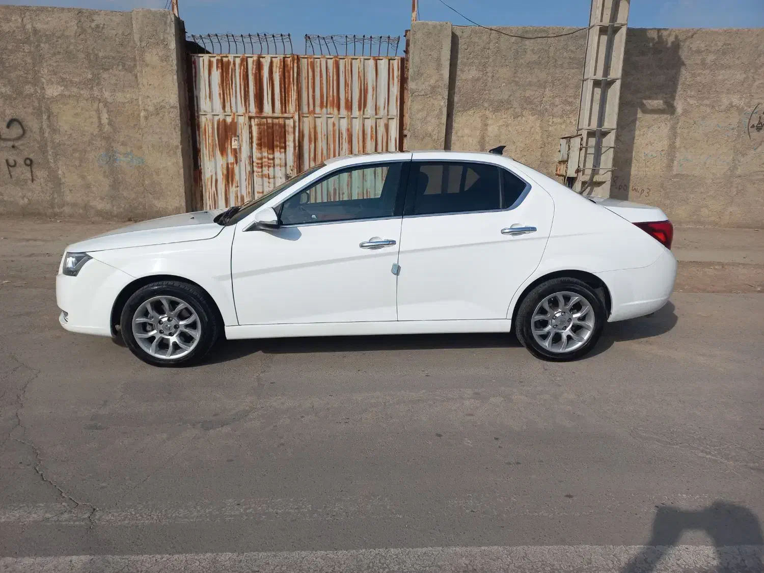 دنا پلاس توربو ۶ دنده|خودرو سواری و وانت|قرچک, محمد آباد|دیوار