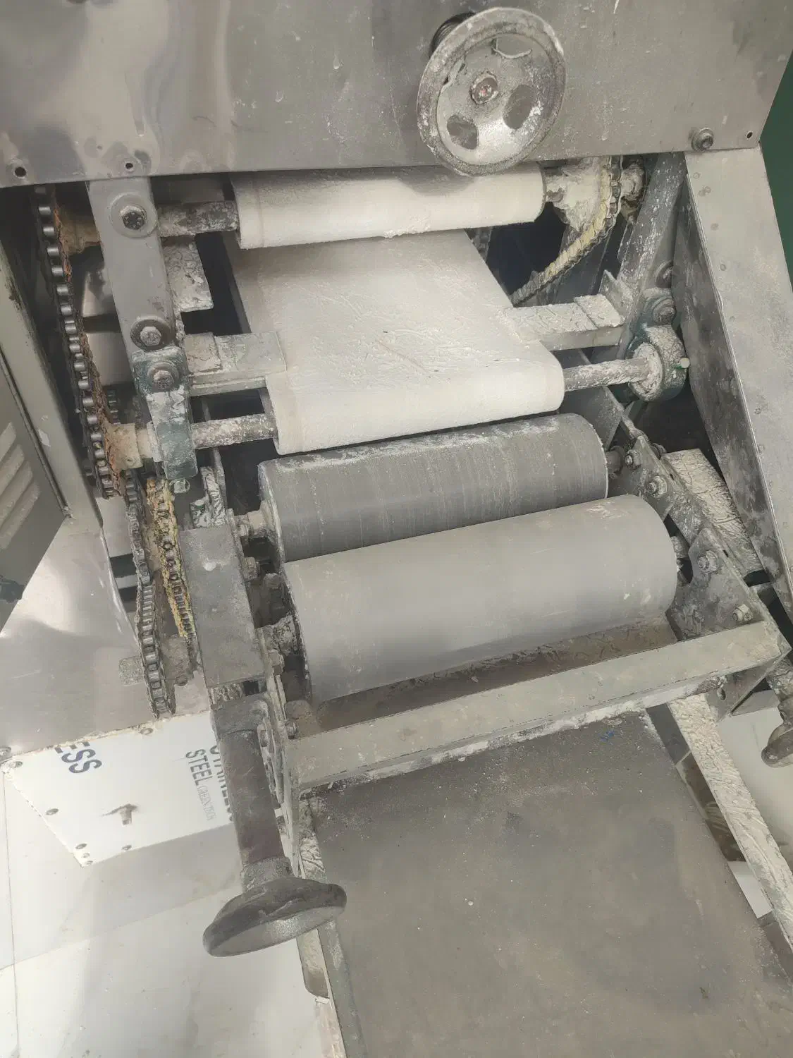 فروش دستگاههای چونه گیر .رشته بری. پهن کن|ماشین‌آلات صنعتی|پیشخور, |دیوار