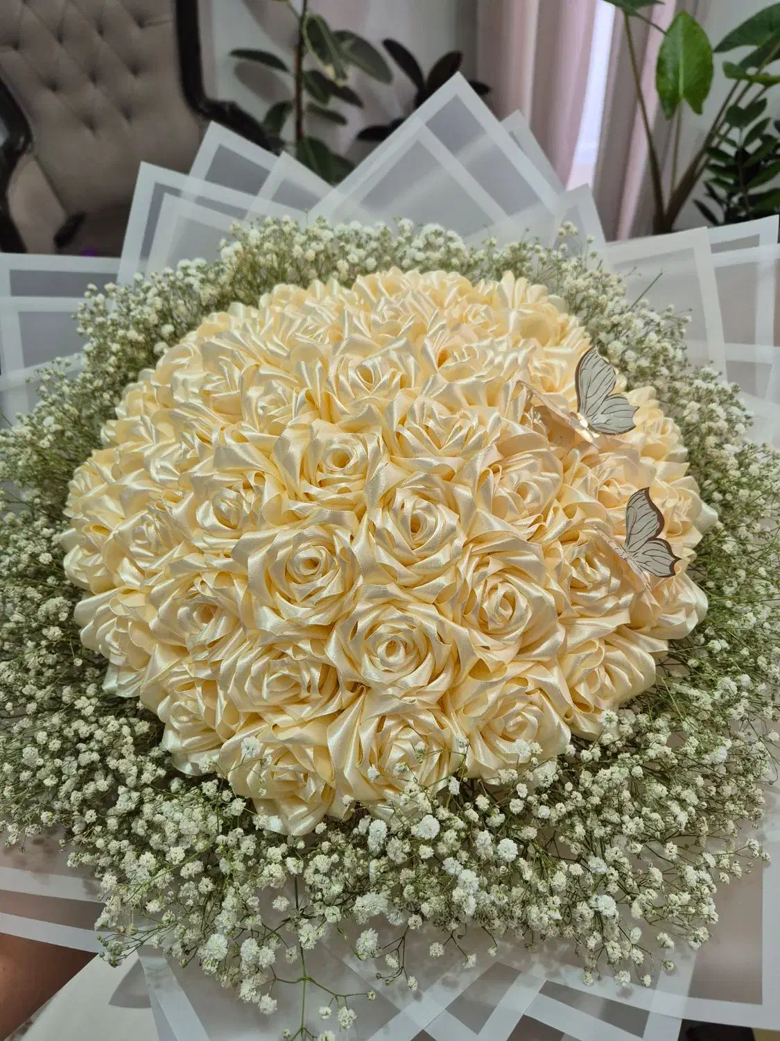 رز ربانی ماندگار|گل مصنوعی|نجفآباد, منتظری شمالی|دیوار