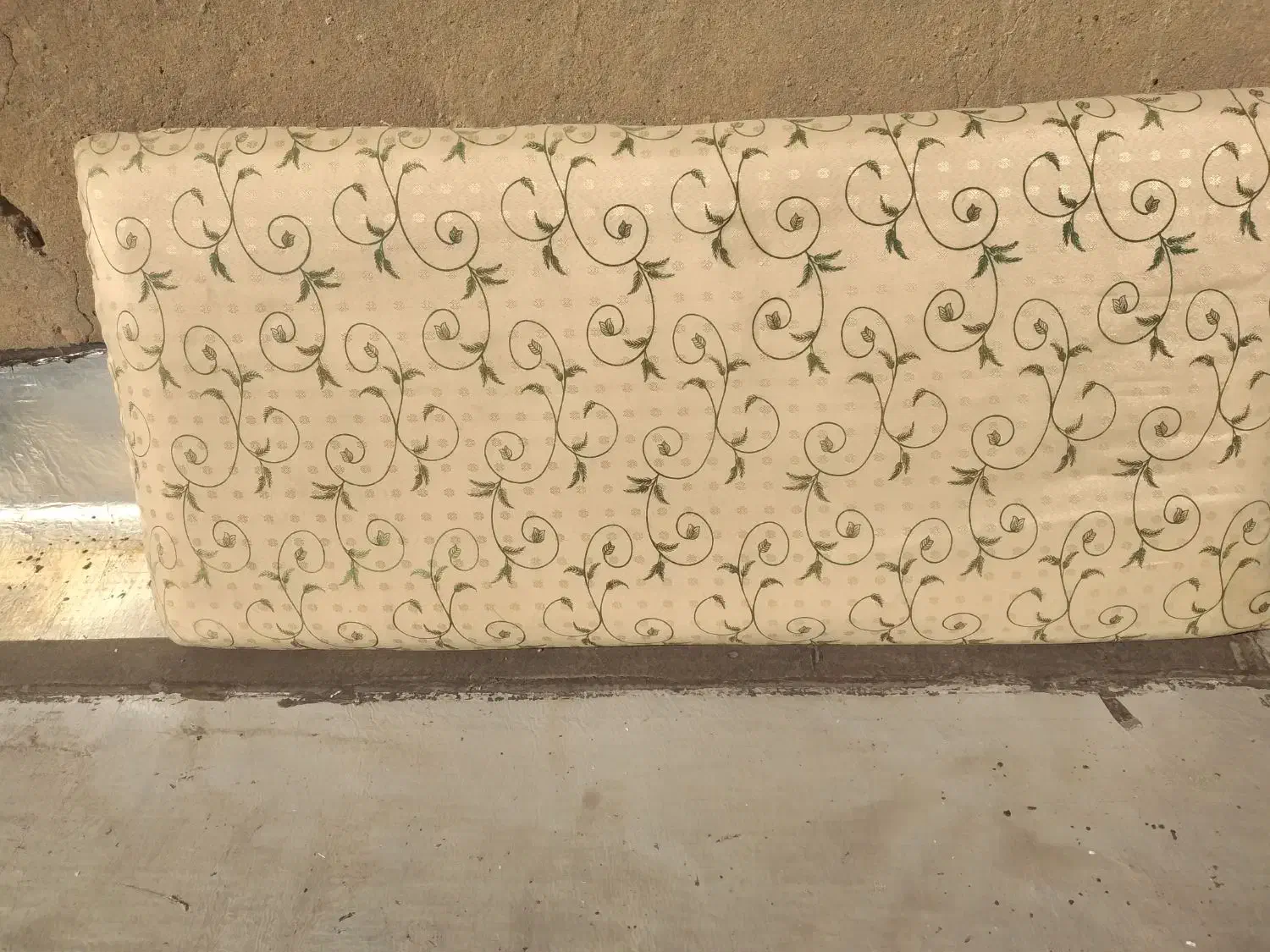 پشتی دو رو|پشتی|اهواز, بیست متری شهرداری|دیوار