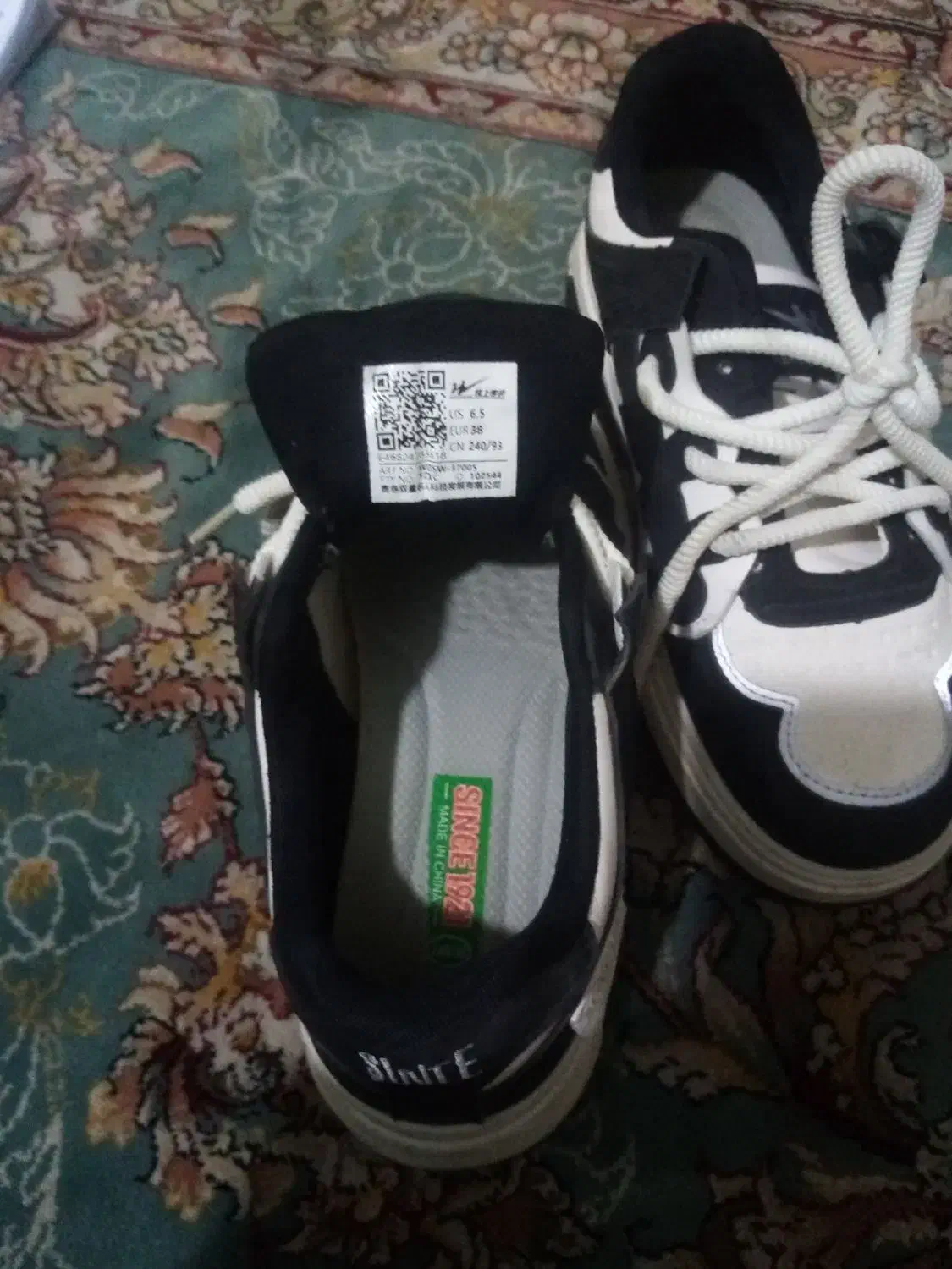 کفش اسپرت|کیف، کفش، کمربند|محمدشهر, همایون ویلا|دیوار