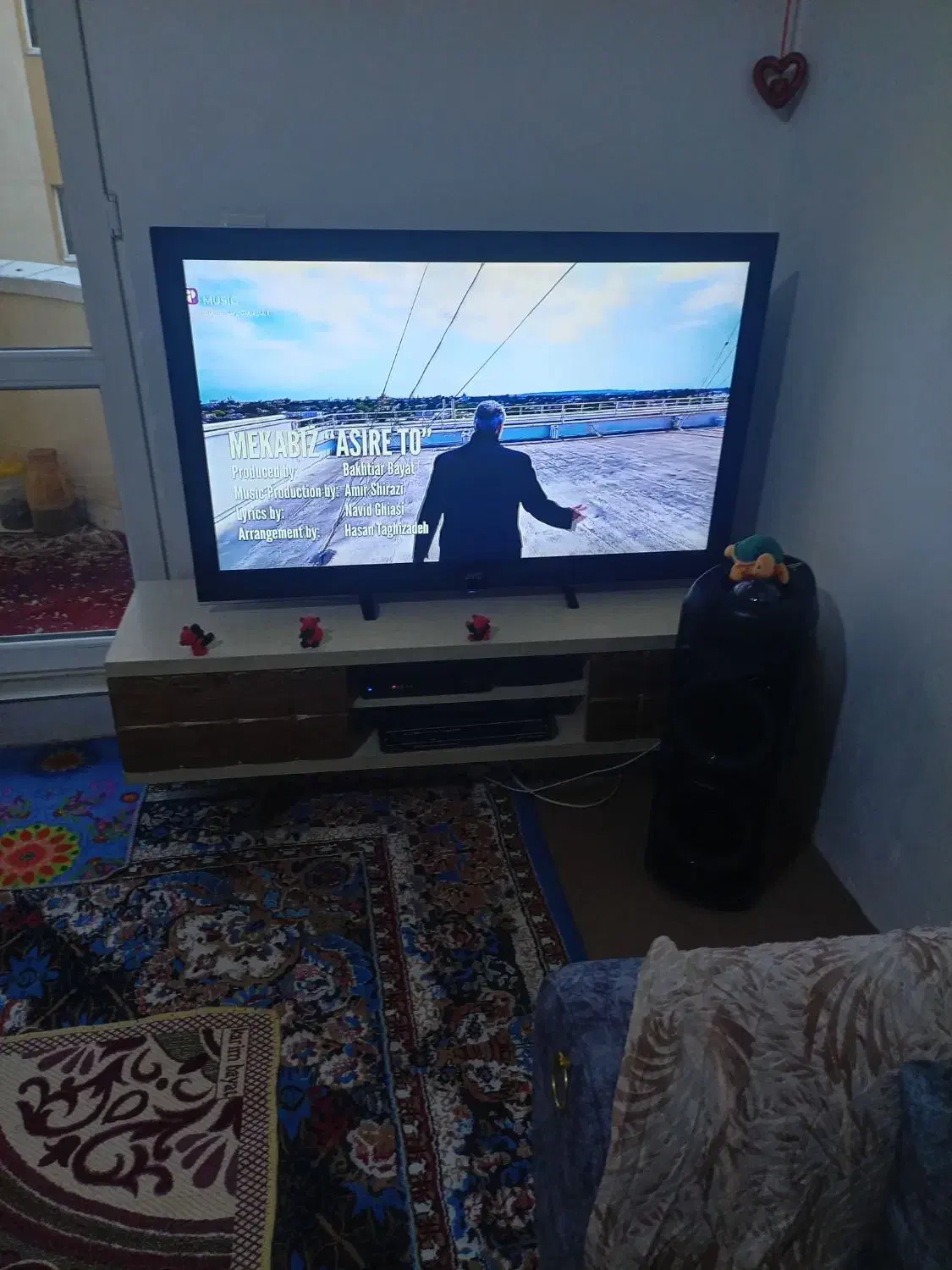 تلوزیون در حد نو ۴۷اینج|تلویزیون و پروژکتور|سهند, |دیوار