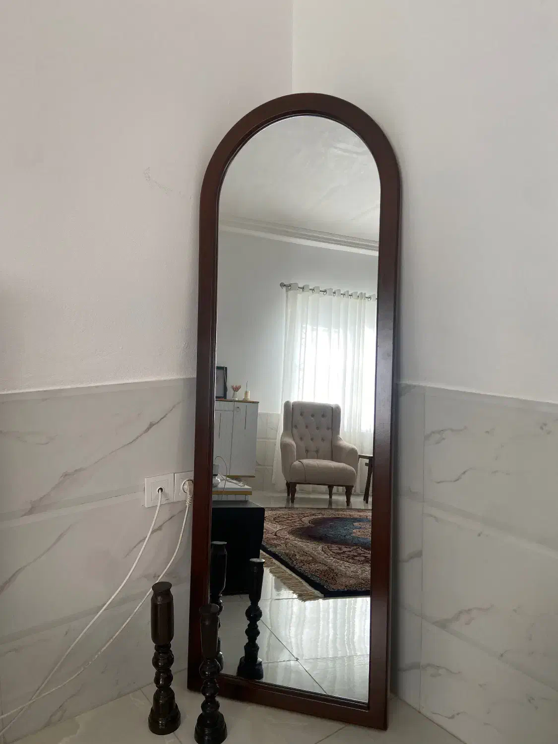 آیینه قدی|آینه|عباس‌آباد, |دیوار