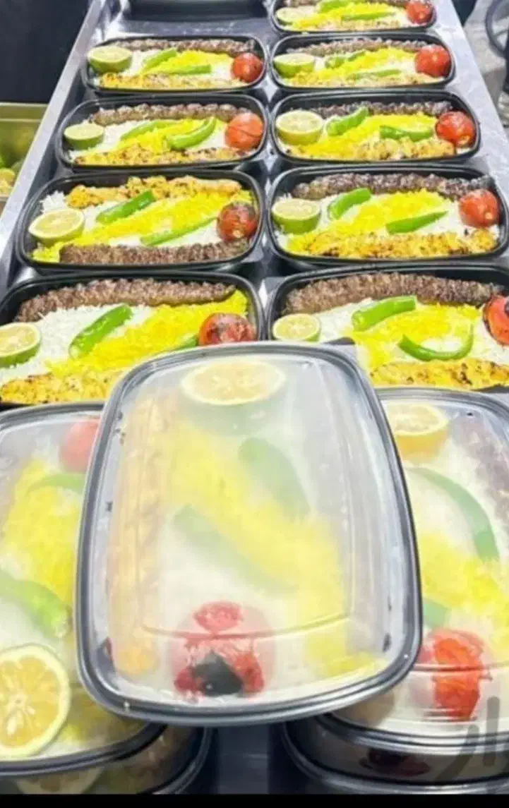 تهیه غذاشهر انواع غذا باقیمت های مختلف|خدمات پذیرایی، مراسم|رباط‌کریم, نصیرشهر|دیوار