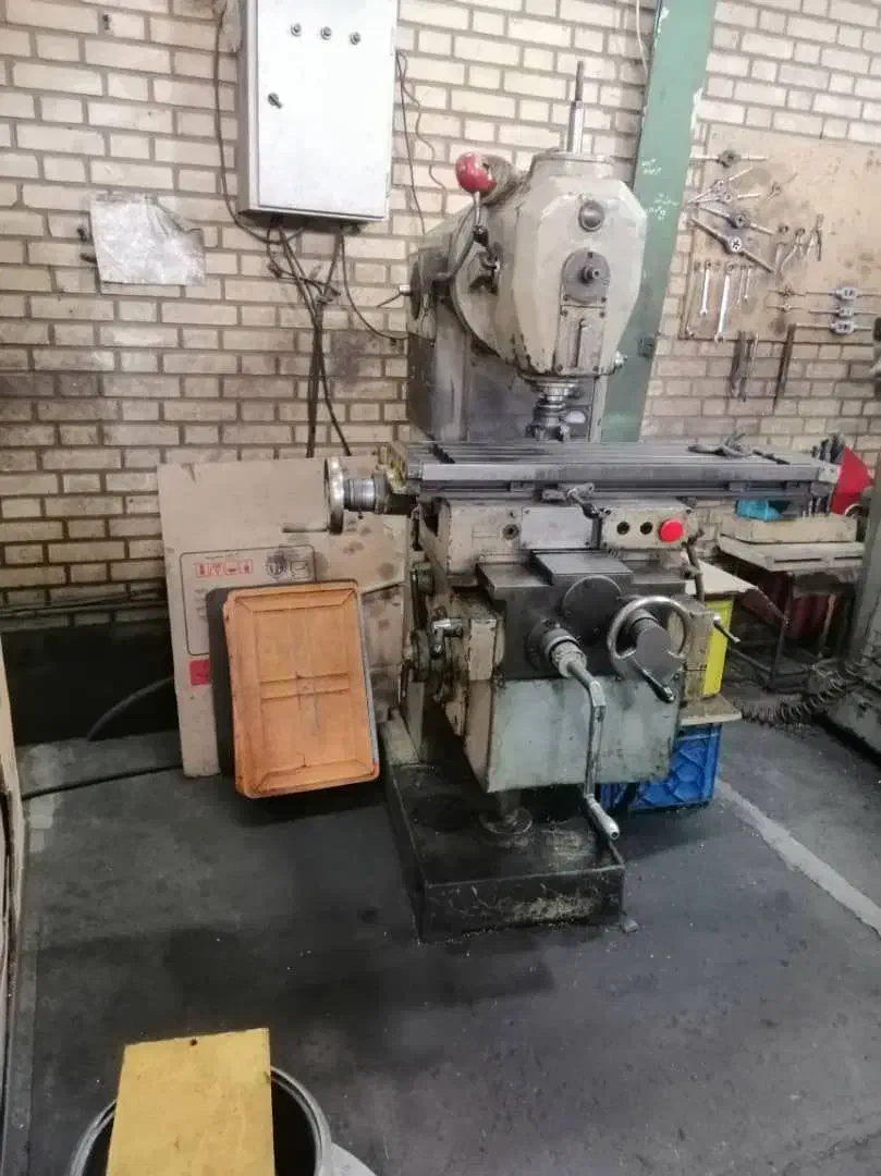 فرز روسی درحال کار در کمالشهر|ماشینآلات صنعتی|کرج, شهرک صنعتی بهارستان|دیوار