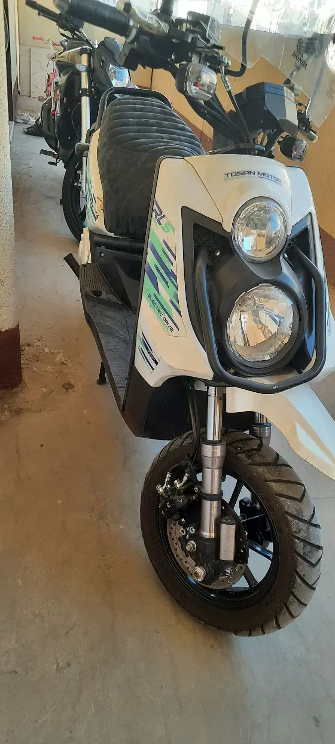 موتور برقیRL5000|موتورسیکلت|تهران, شهید فکوری|دیوار